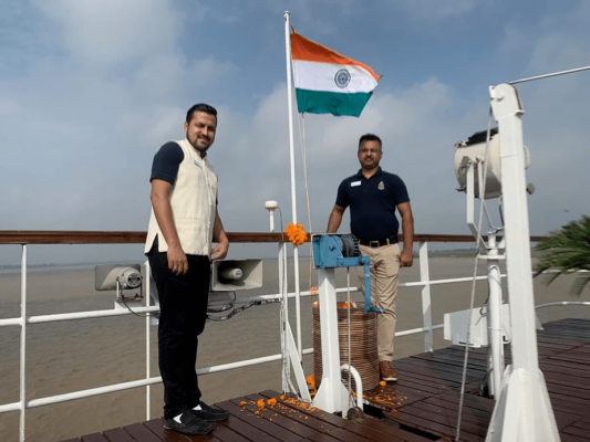 Kunal & Romeet on River Cruise